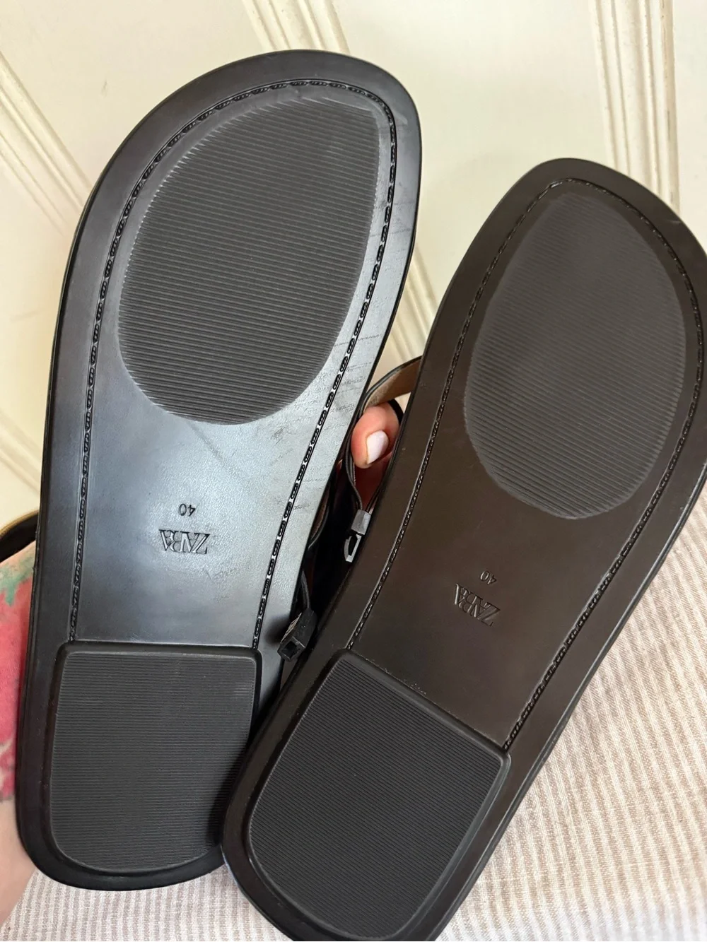 ZARA leather thong sandals- black, NWT size 9